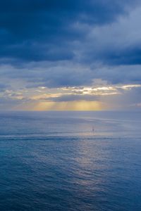 Preview wallpaper sea, clouds, sky, blue, sunlight