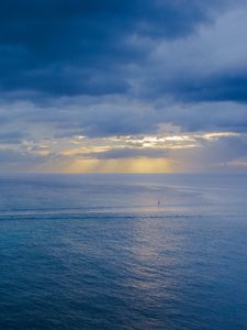 Preview wallpaper sea, clouds, sky, blue, sunlight