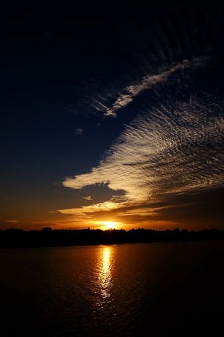 320x480 Wallpaper sea, clouds, sun, sunset, landscape, dark