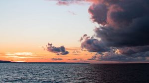 Preview wallpaper sea, clouds, water, horizon