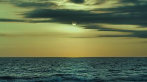 Preview wallpaper sea, coast, dusk, waves, clouds