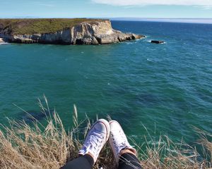 Preview wallpaper sea, coast, feet, view, landscape