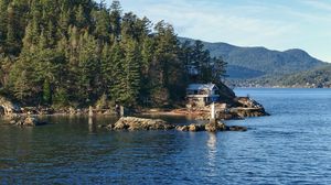 Preview wallpaper sea, coast, house, trees