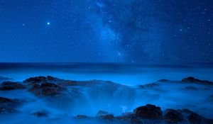 Preview wallpaper sea, coast, starry sky, night