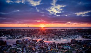 Preview wallpaper sea, coast, sunset, horizon, sky, twilight
