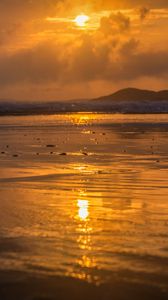Preview wallpaper sea, coast, sunset, water, sunlight