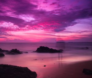 Preview wallpaper sea, coast, twilight, purple, silhouette, shadow