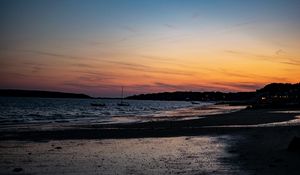Preview wallpaper sea, evening, shore, boat, dark