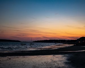 Preview wallpaper sea, evening, shore, boat, dark