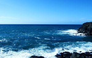 Preview wallpaper sea, foam, rocks, horizon, line