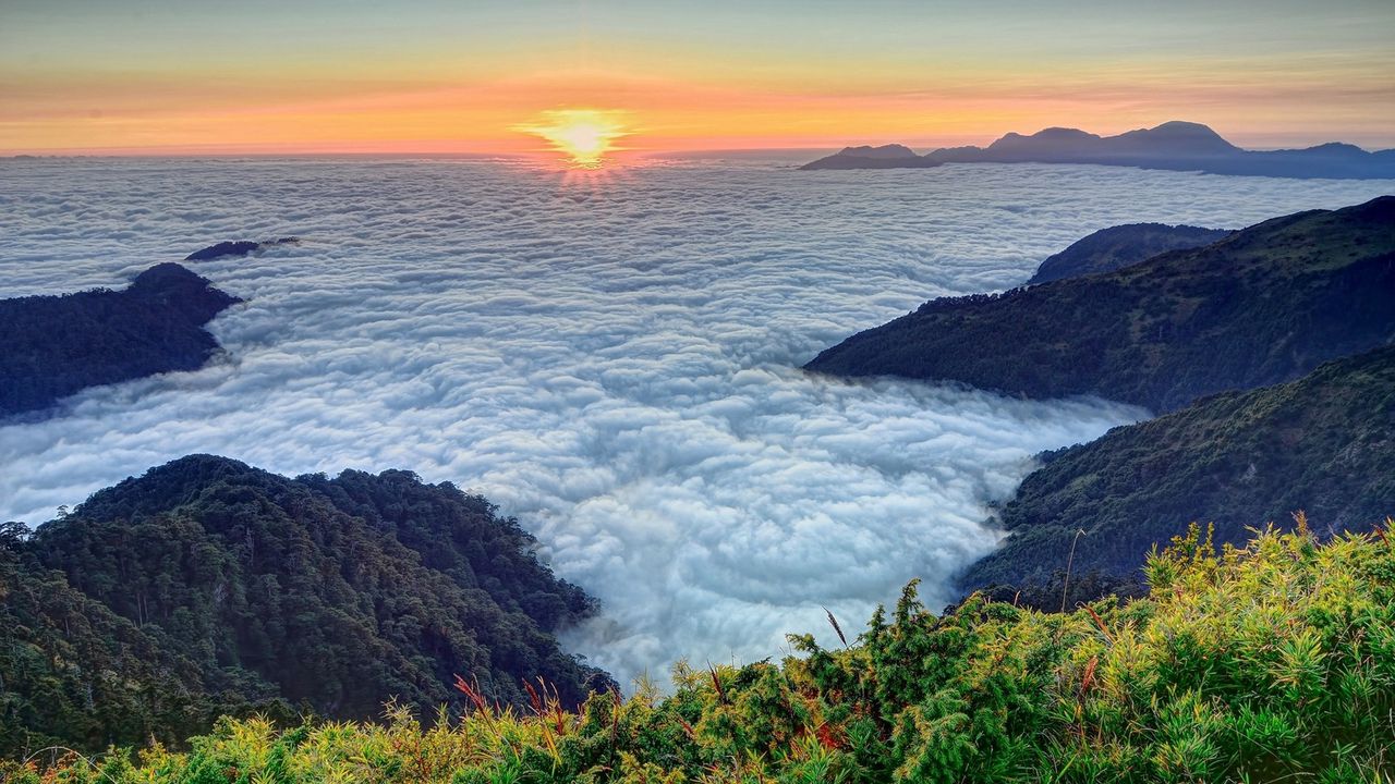 Wallpaper sea foam, sky, mountains, evening