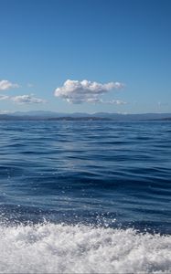 Preview wallpaper sea, foam, splashes, clouds
