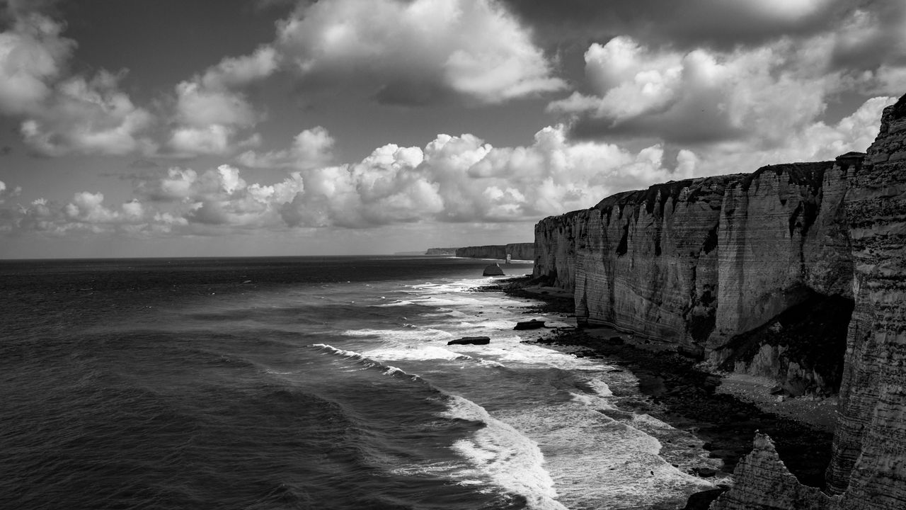 Wallpaper sea, foam, waves, rocks, cliff, black and white