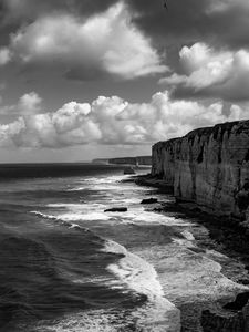 Preview wallpaper sea, foam, waves, rocks, cliff, black and white