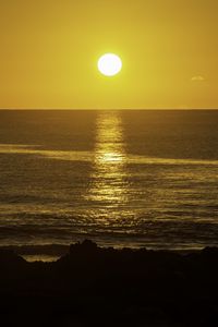 Preview wallpaper sea, glare, sunset, sun