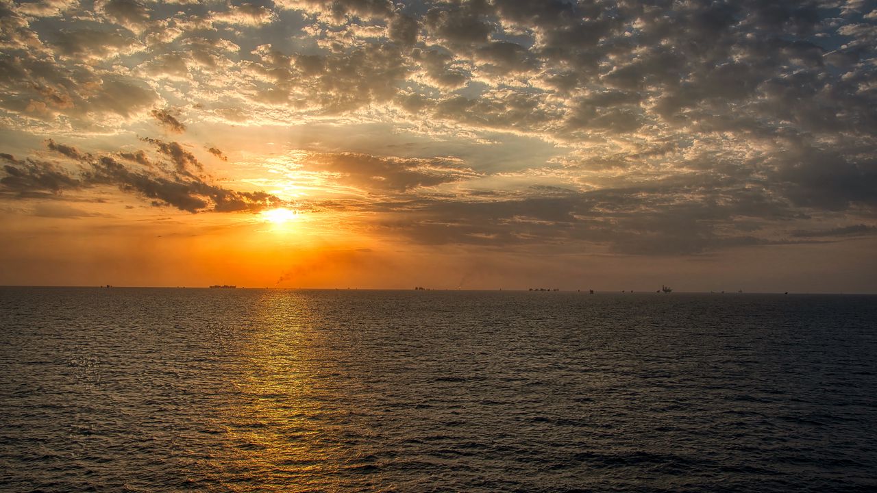 Wallpaper sea, horizon, clouds, sun, light