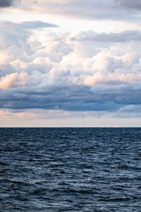 Preview wallpaper sea, horizon, clouds, sky, bird