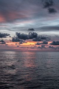 Preview wallpaper sea, horizon, dusk, water, clouds
