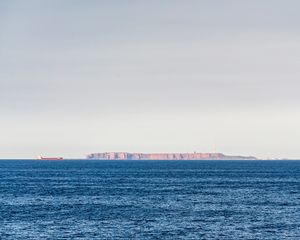 Preview wallpaper sea, horizon, rocks, ship