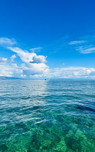 Preview wallpaper sea, horizon, ship, sky, clouds
