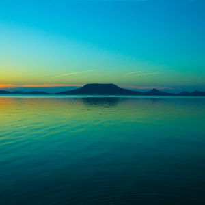 Preview wallpaper sea, horizon, sky, dawn