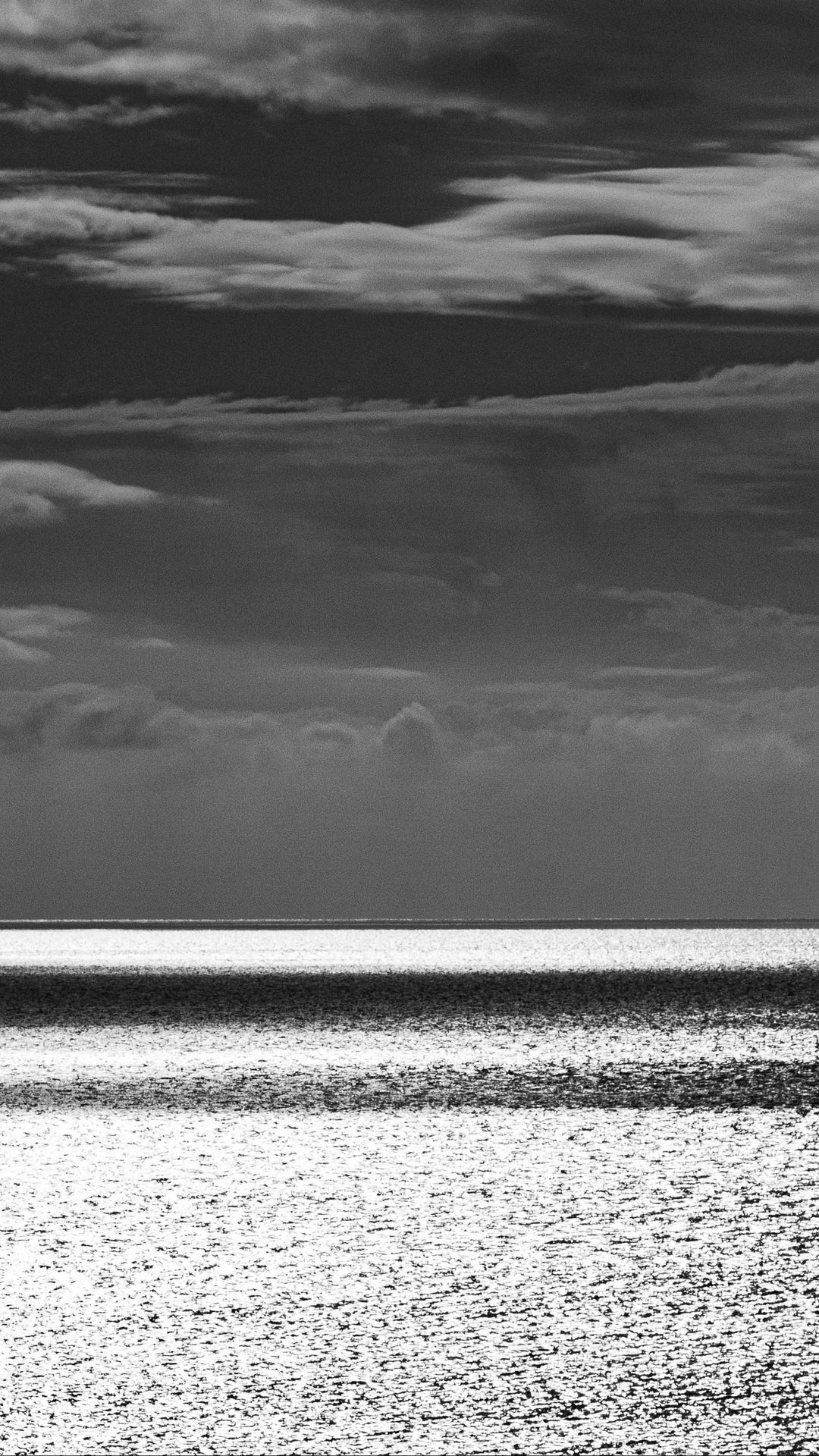 1080x1920 Wallpaper sea, horizon, sky, bw