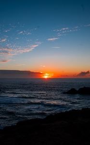 Preview wallpaper sea, horizon, sun, sunset, clouds, landscape, dark