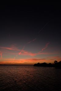 Preview wallpaper sea, horizon, sunset, night, ripples