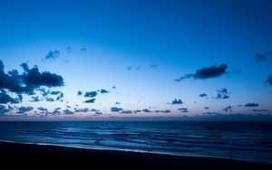Preview wallpaper sea, horizon, sunset, clouds, twilight, shore