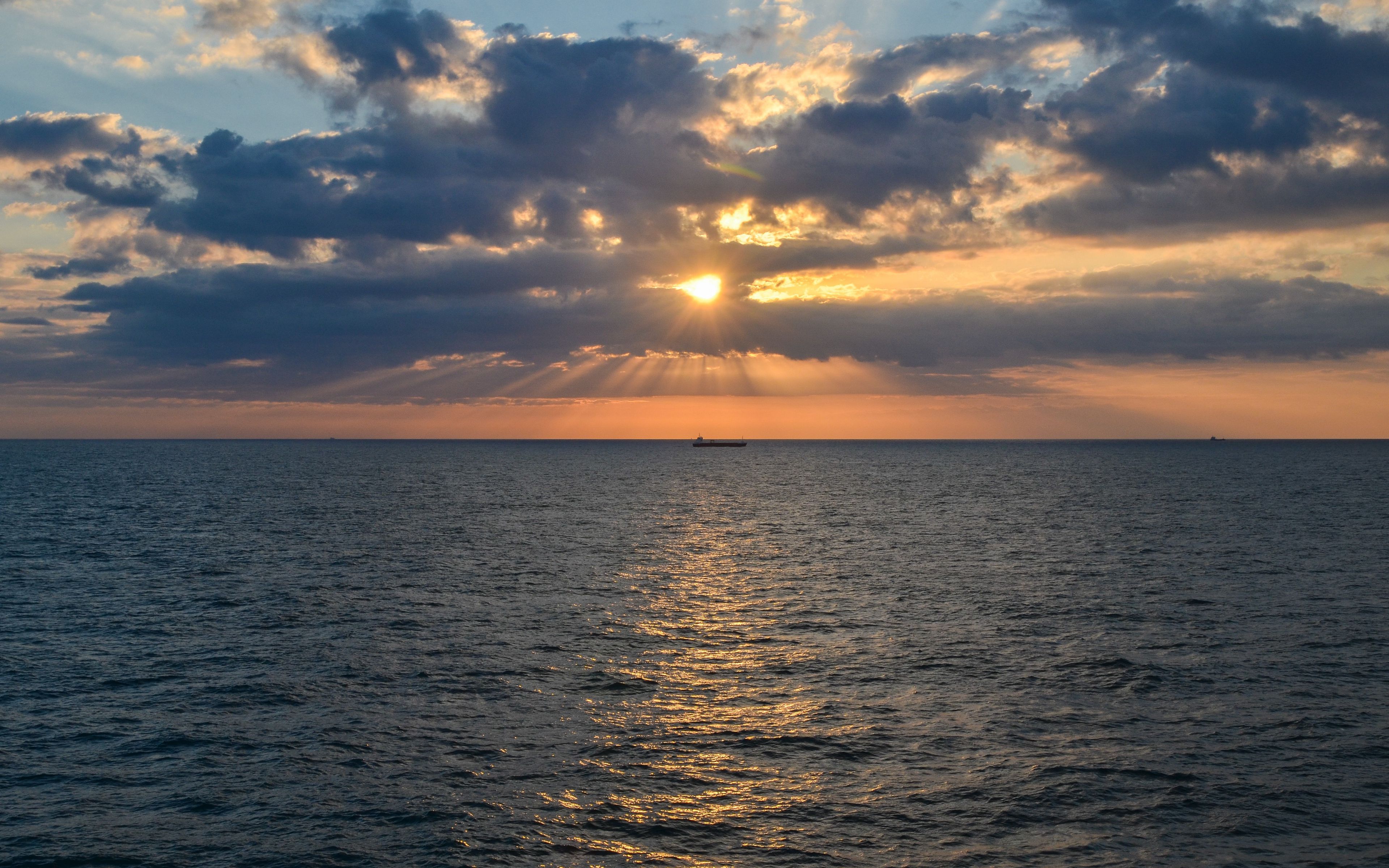 Download Wallpaper 3840x2400 Sea Horizon Sunset Ripples Waves Ship