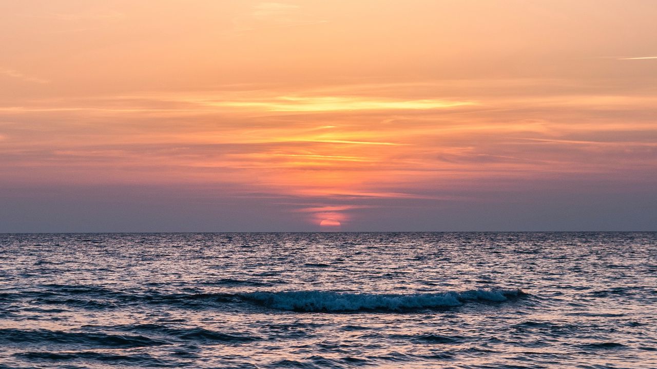 Wallpaper sea, horizon, sunset, sky, waves, ripples