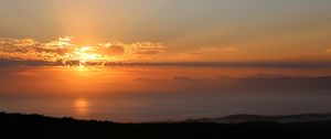 Preview wallpaper sea, horizon, sunset, sun, dark