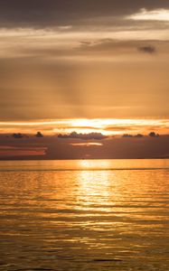 Preview wallpaper sea, horizon, sunset, clouds, evening