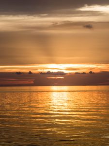 Preview wallpaper sea, horizon, sunset, clouds, evening