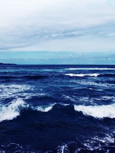 Preview wallpaper sea, horizon, surf, waves