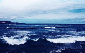 Preview wallpaper sea, horizon, surf, waves