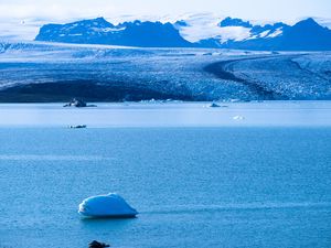 Preview wallpaper sea, ice, glacier, shore, mountains, landscape