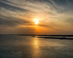 Preview wallpaper sea, islands, sky, evening