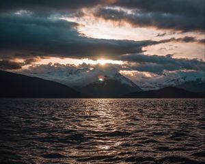 Preview wallpaper sea, landscape, mountains, clouds, sun