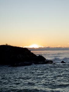 Preview wallpaper sea, landscape, rock, horizon, sunrise