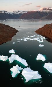 Preview wallpaper sea, mountains, snow, icebergs, ice