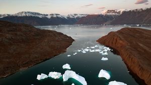 Preview wallpaper sea, mountains, snow, icebergs, ice