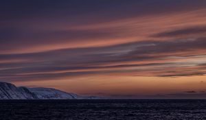 Preview wallpaper sea, mountains, snow, evening, landscape