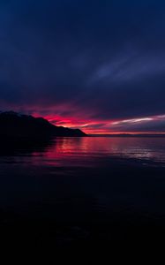 Preview wallpaper sea, mountains, sunset, night, dark, horizon, switzerland