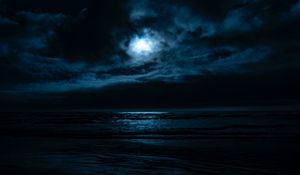 Preview wallpaper sea, night, moon, horizon