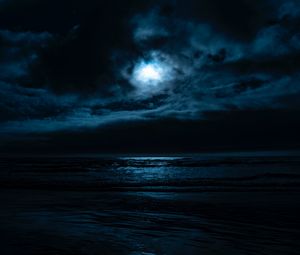 Preview wallpaper sea, night, moon, horizon