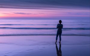 Preview wallpaper sea, ocean, beach, girl