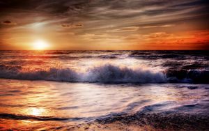 Preview wallpaper sea, ocean, surf, sunset, foam, hdr