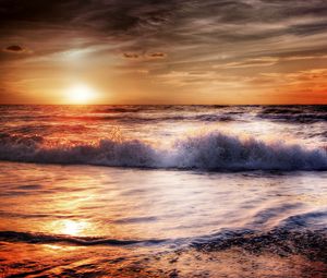 Preview wallpaper sea, ocean, surf, sunset, foam, hdr