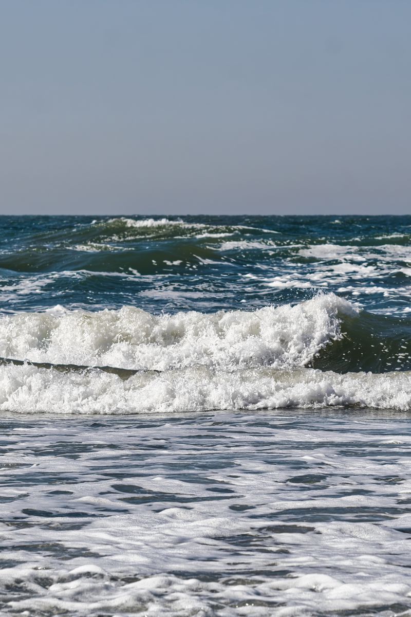 800x1200 Wallpaper sea, ocean, waves, horizon, landscape